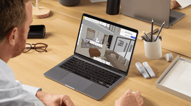 Un architecte d'intérieur visualise son projet d'aménagement sur le planner Homebyme